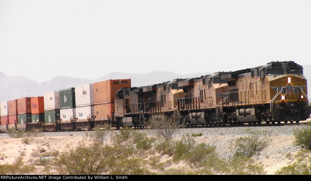 EB Container Frt at Erie NV W-Pshr  -1